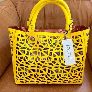 Vegan leather purse, see throug